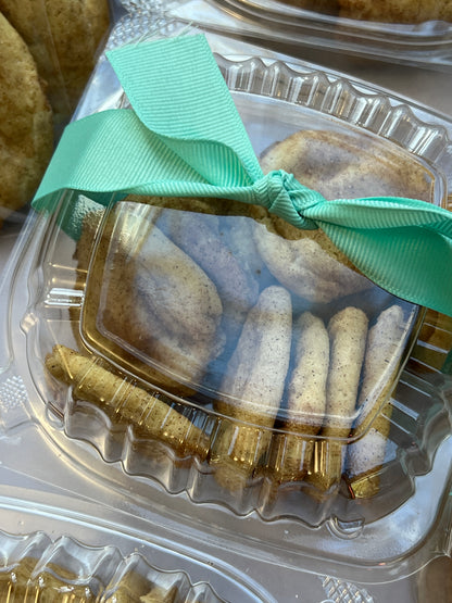 Fresh Baked Homestyle Snickerdoodles: Mini Dozen